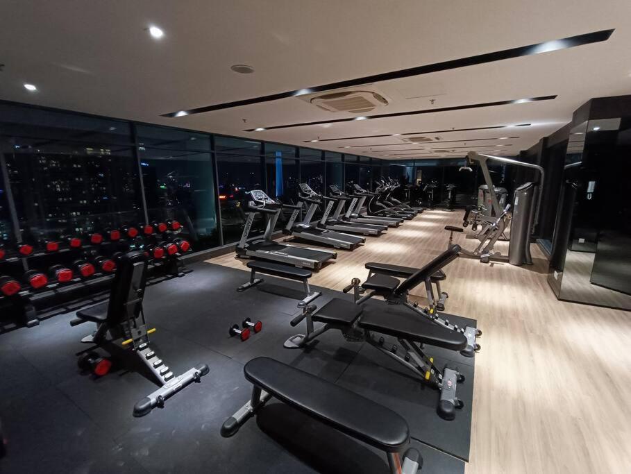 شقة Cl 27A Insta Klcc View & Infinity Pool View كوالالمبور المظهر الخارجي الصورة
