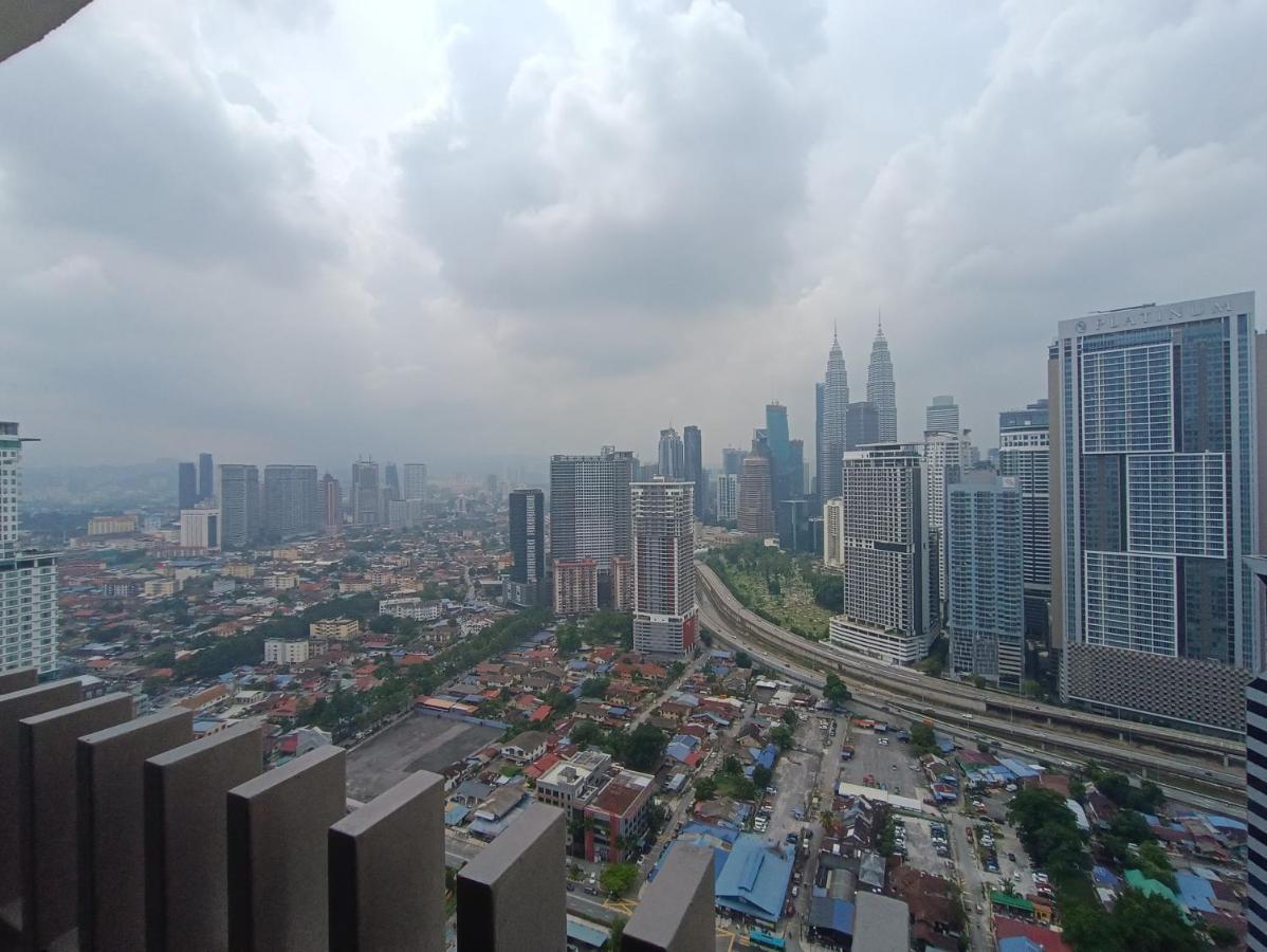 شقة Cl 27A Insta Klcc View & Infinity Pool View كوالالمبور المظهر الخارجي الصورة
